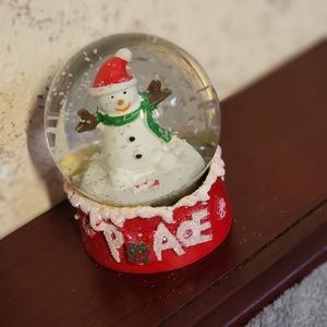 4" Snowglobe